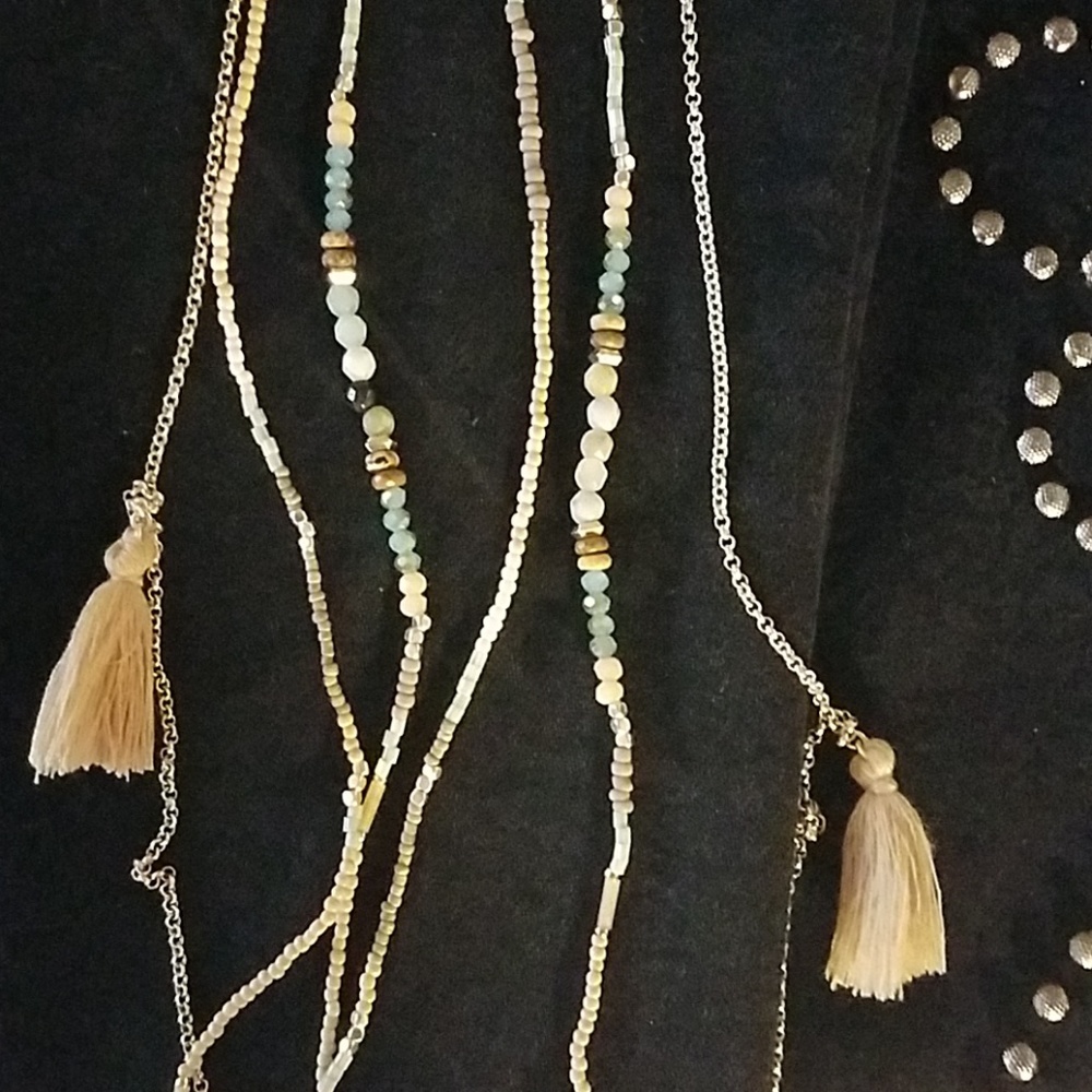 NWOT RARE Nakamol Boho Tassle & Beaded Necklace - Picture 3 of 8